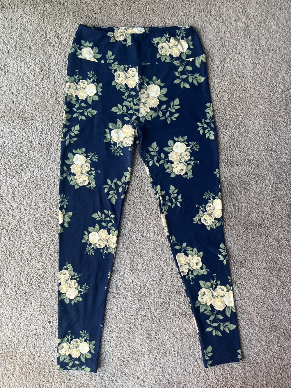 LuLaRoe Navy Floral Leggings One Size